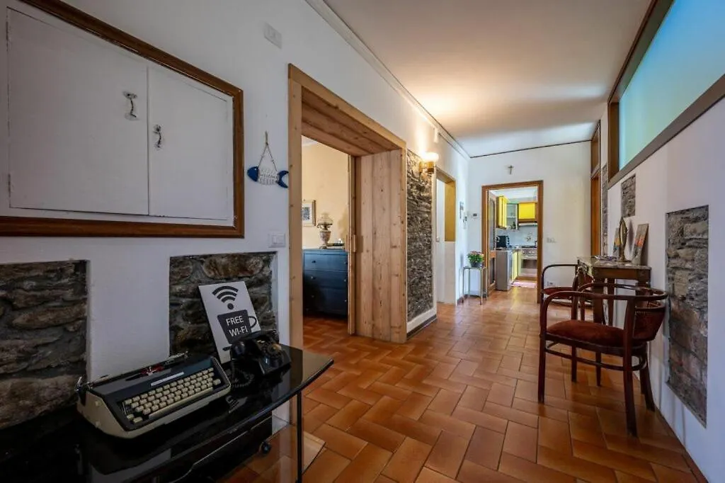 شقة Villa Lago Ground Floor- Pet Friendly Stay-Private Garden-Parking-Lake View - Bike Friendly Holiday House كوليكو