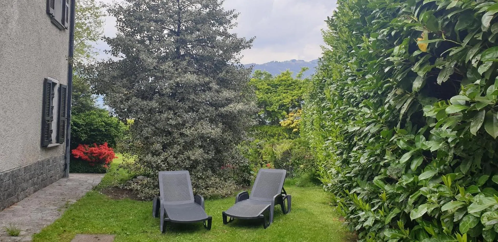 Villa Lago Ground Floor- Pet Friendly Stay-Private Garden-Parking-Lake View - Bike Friendly Holiday House Colico 0*,